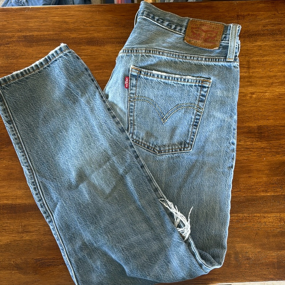 Straight leg Levi distressed jeans